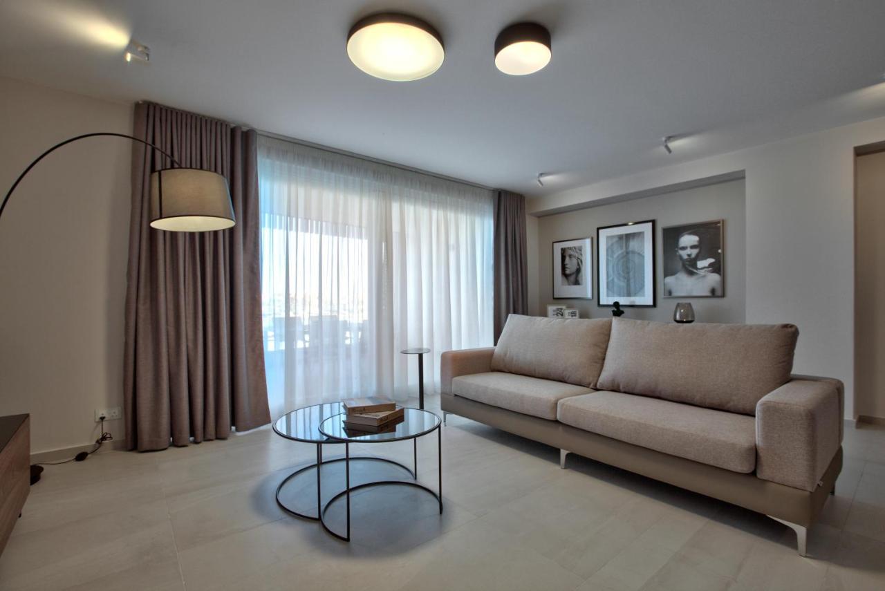 Sea Front Spacious Valletta Views Apartments 슬리에마 외부 사진