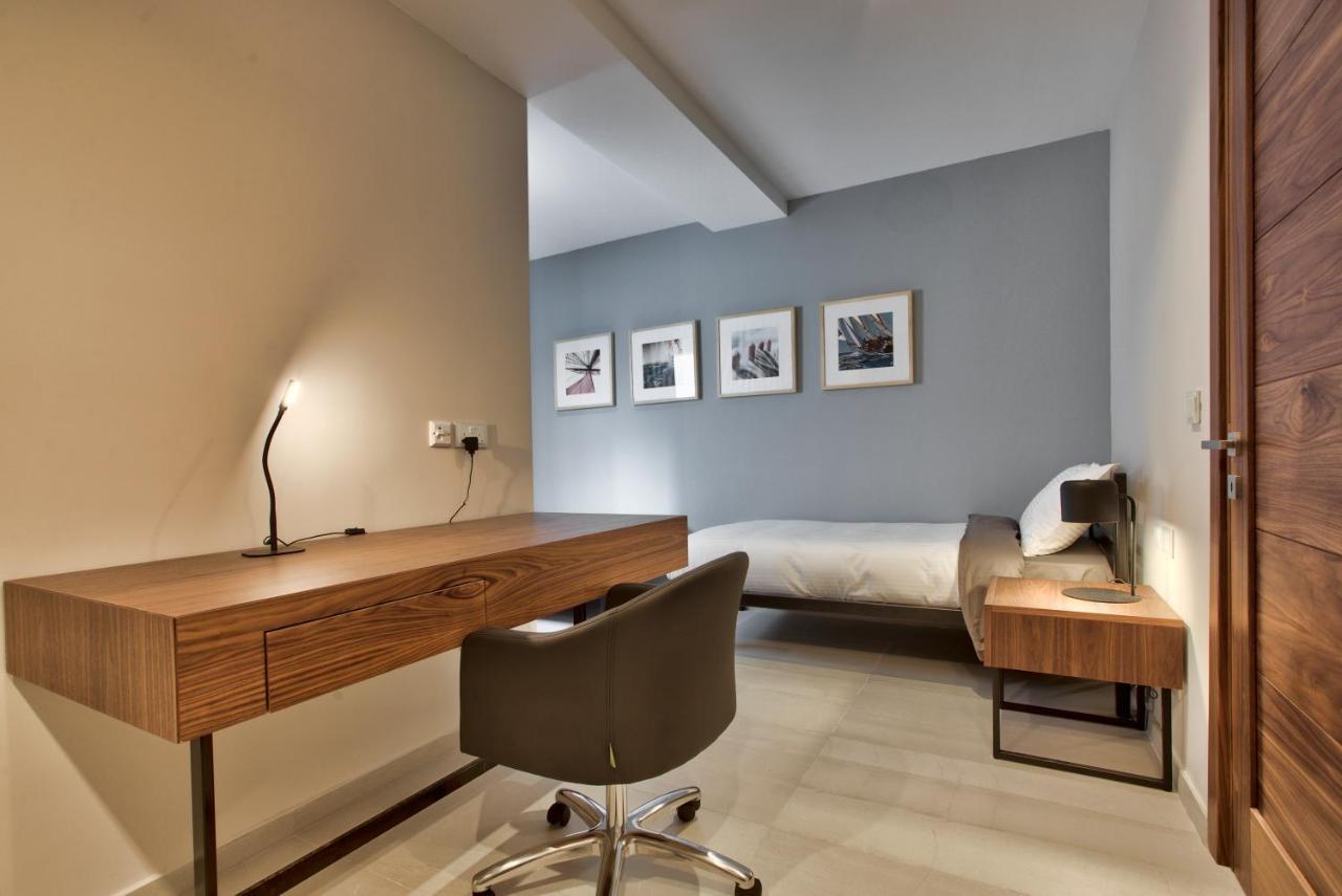 Sea Front Spacious Valletta Views Apartments 슬리에마 외부 사진