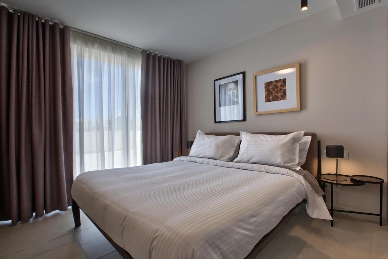 Sea Front Spacious Valletta Views Apartments 슬리에마 외부 사진