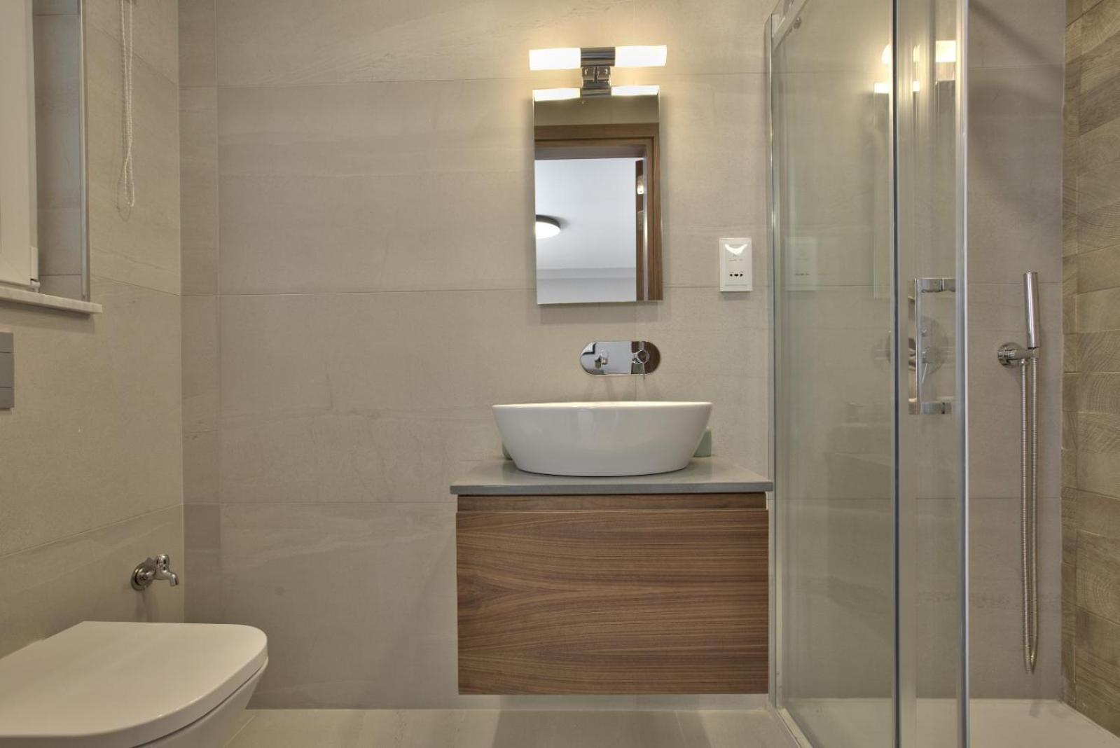 Sea Front Spacious Valletta Views Apartments 슬리에마 외부 사진